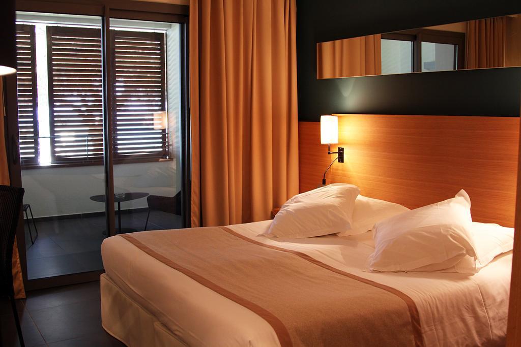 Standard Room Lagoon side